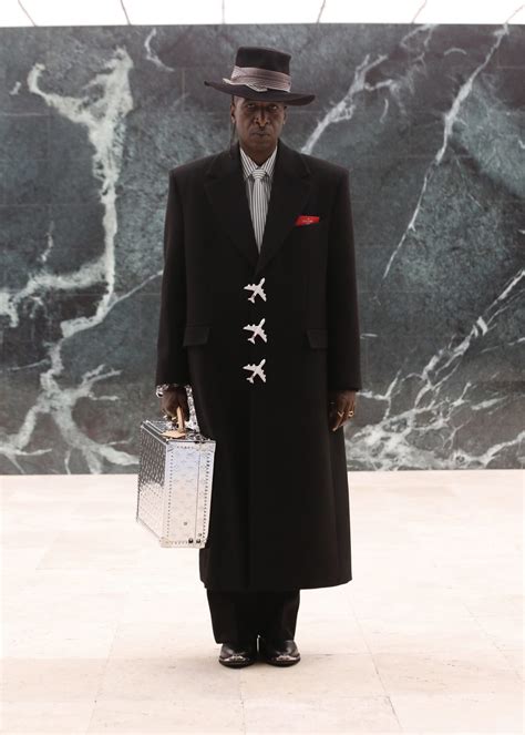 lv fw 21|Louis Vuitton Fall 2021 Menswear Collection .